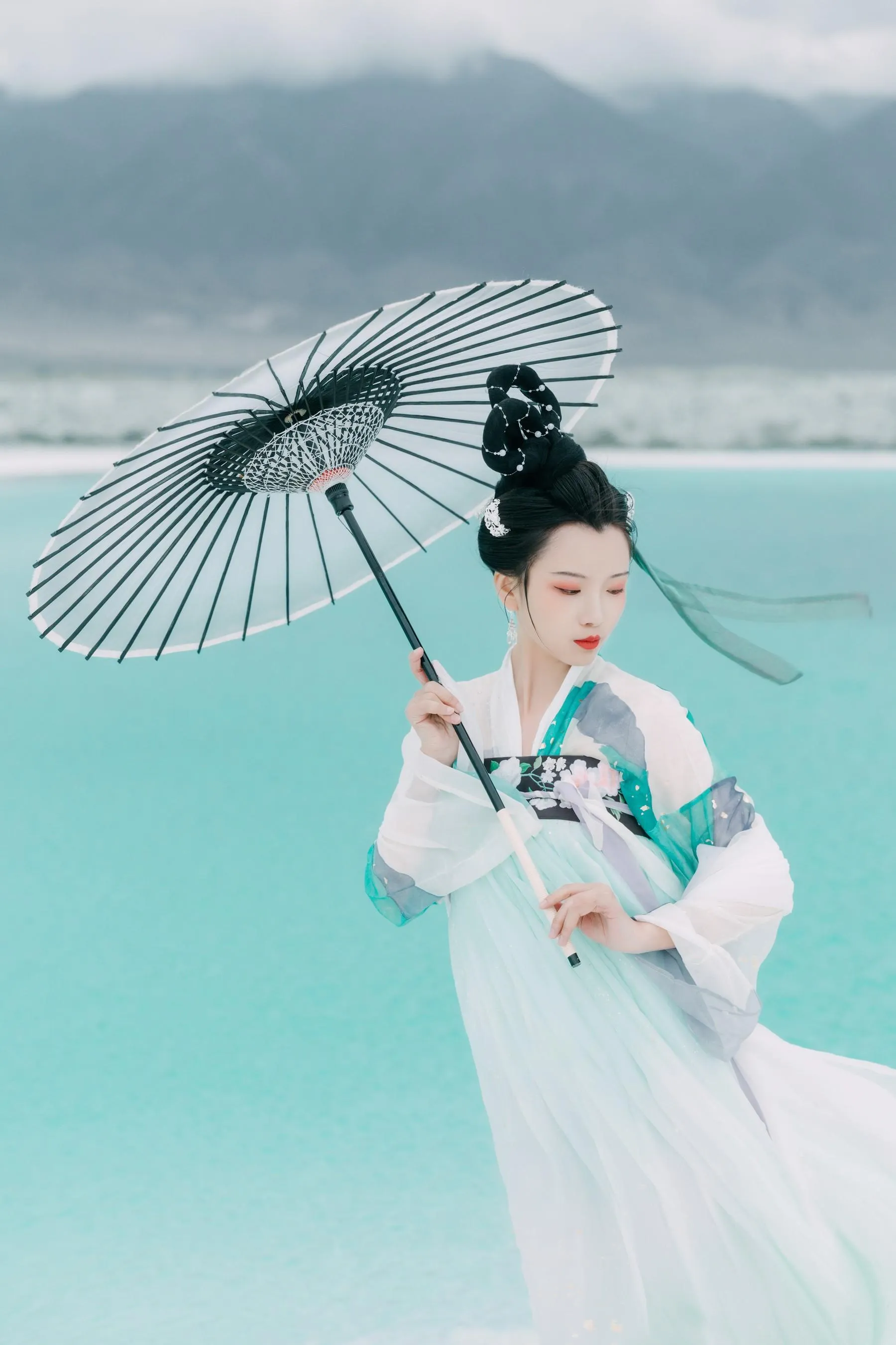 [YITUYU艺图语]2022.08.08 碧水间 公孙凭 [22P]插图5